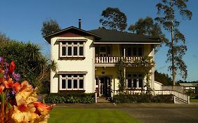 Holly Homestead B&B