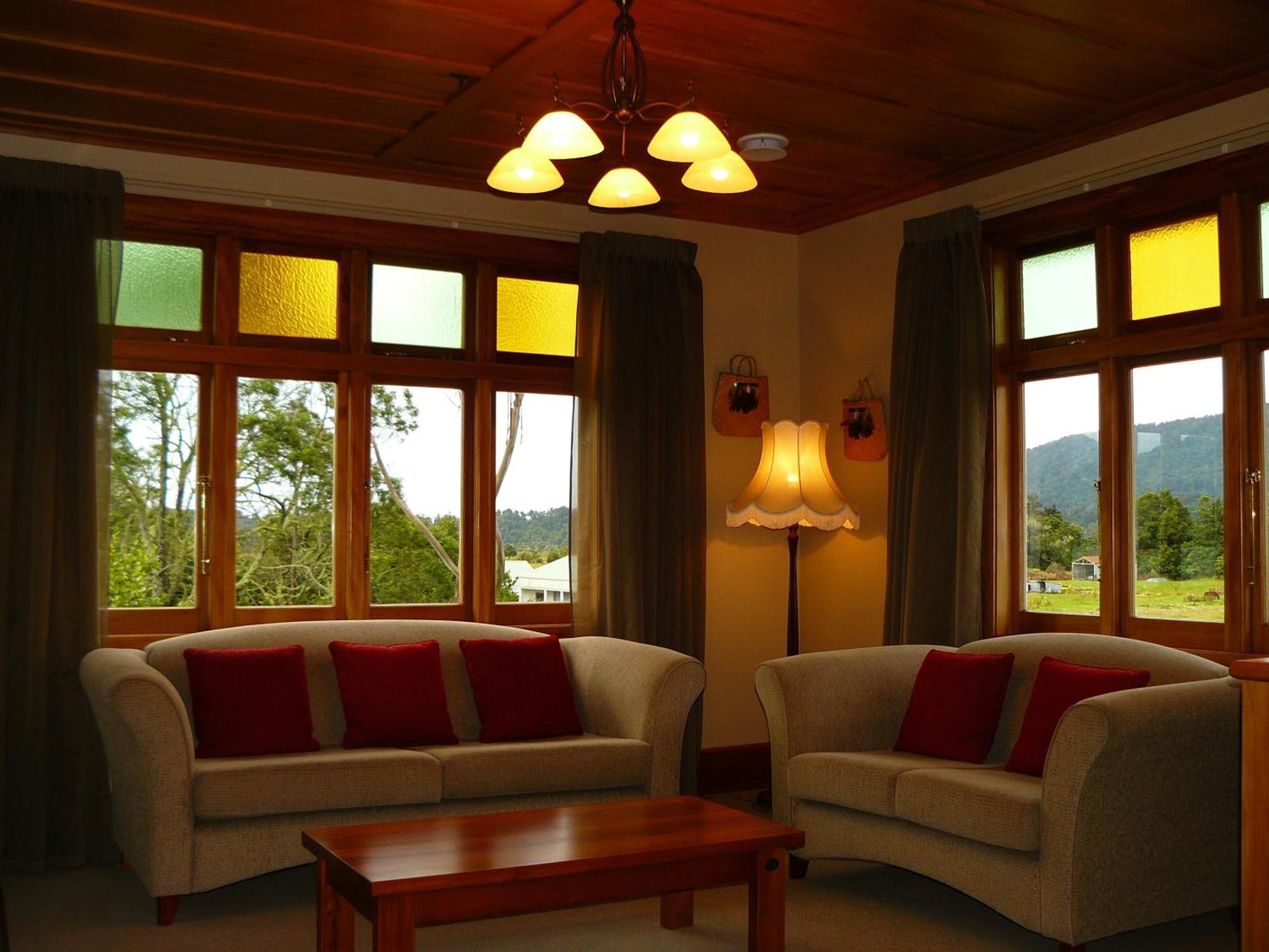 Holly Homestead B&B Franz Josef Room photo